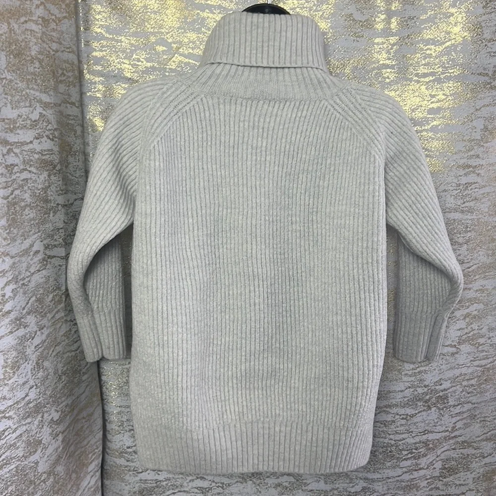 Aritzia Wilfred Free Cream Turtleneck 100% Merino Wool Crop Sweater Size S - Picture 9 of 17